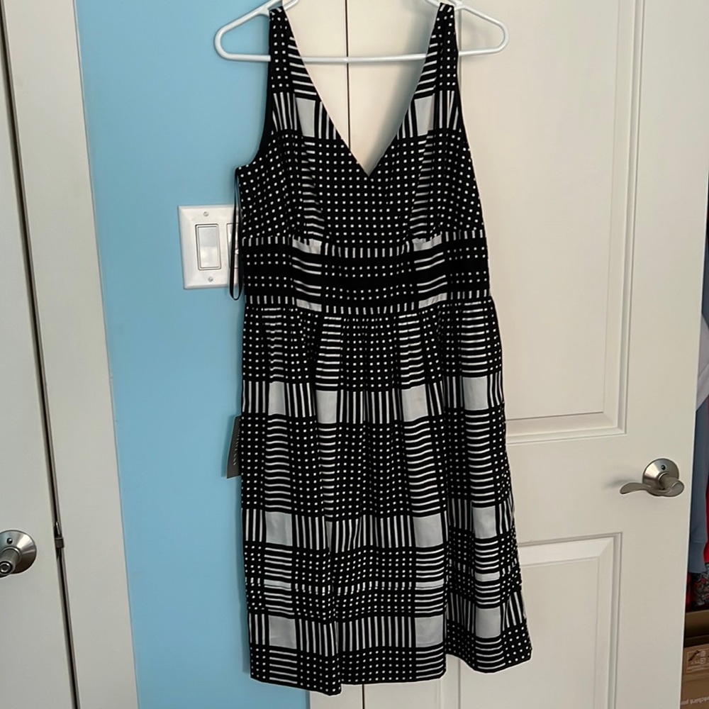 Never been worn - Ann Taylor Dress - size 12